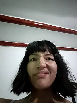 Snapshot of Luna_juicy chatting on November 2025 10:09:01 PM Luna juicy online show from November 2025 10:09:01 PM