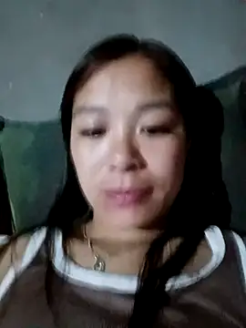 Lyla john online show from February 2026 01:41:02 PM