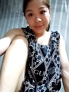 Lyla john online show from February 2026 10:55:01 PM