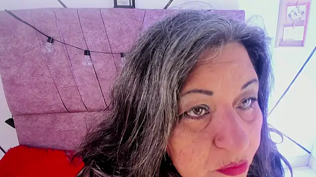 Snapshot of Victoriaa_Anderson chatting on February 2026 02:02:01 PM Victoriaa Anderson online show from February 2026 02:02:01 PM