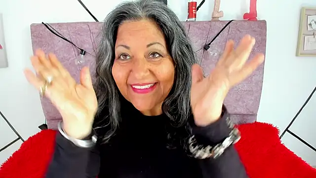 Snapshot of Victoriaa_Anderson chatting on February 2026 02:13:01 PM Victoriaa Anderson online show from February 2026 02:13:01 PM