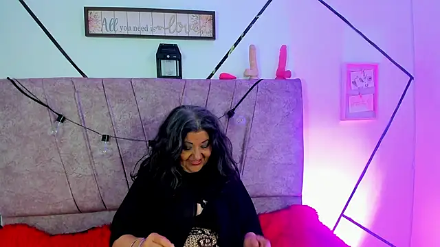 Snapshot of Victoriaa_Anderson chatting on February 2026 08:38:01 PM Victoriaa Anderson online show from February 2026 08:38:01 PM