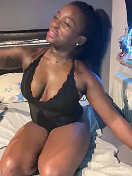 Snapshot of HotKaylaa chatting on November 2025 11:40:01 PM HotKaylaa online show from November 2025 11:40:01 PM