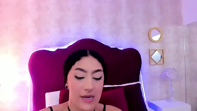 EllaEvanz online show from December 2025 07:10:01 PM