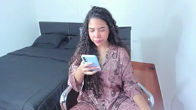 ashlyviper777 online show from November 2025 04:43:02 PM