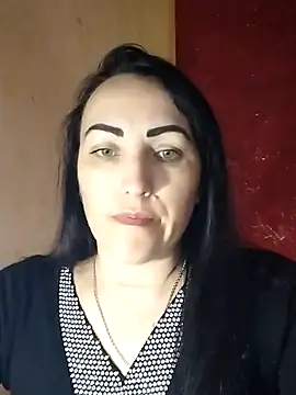 ArianaXFresh online show from November 2025 07:40:01 AM