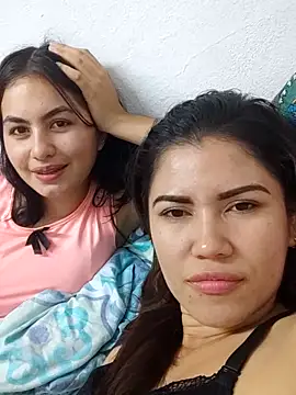 2siluetas seductoras online show from November 2025 03:26:02 AM