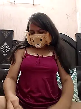 Kamna Hotty online show from December 2025 04:12:02 PM