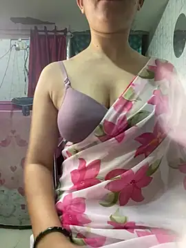 Red Queen 11 online show from March 2026 06:45:02 PM