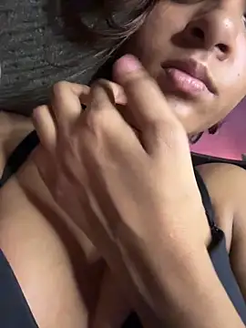 Snapshot of Your___Moonlight chatting on March 2026 07:42:02 PM Your Moonlight online show from March 2026 07:42:02 PM