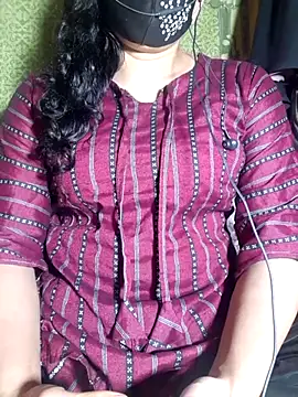 Snapshot of HotGirl23231 chatting on May 2026 06:14:02 PM HotGirl23231 online show from May 2026 06:14:02 PM