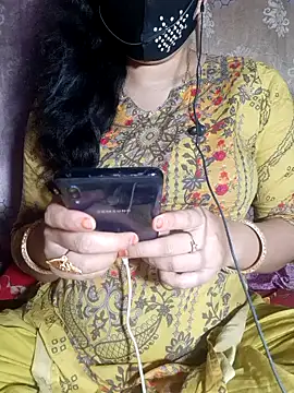 Snapshot of HotGirl23231 chatting on May 2026 06:27:01 PM HotGirl23231 online show from May 2026 06:27:01 PM