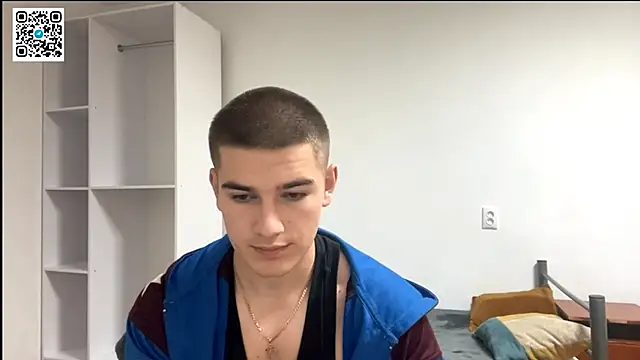 Snapshot of _BarePulse chatting on November 2025 08:13:02 PM BarePulse online show from November 2025 08:13:02 PM