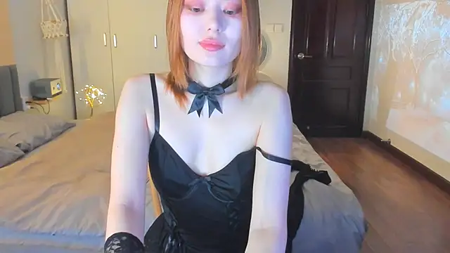 HopeLovely online show from December 2025 01:33:02 AM