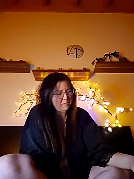 Persephone CH off online show from November 2025 11:07:02 PM