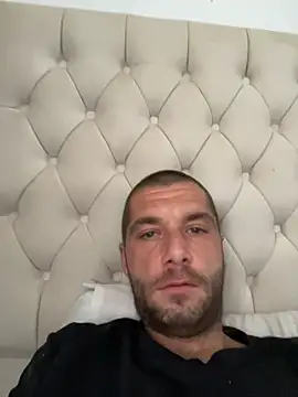 Kinkycouple142 online show from May 2026 04:48:01 PM