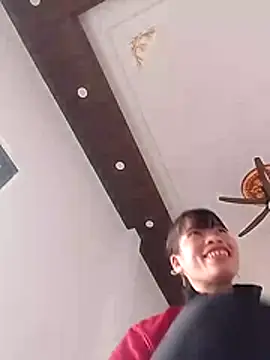 Snapshot of Nhi-2k chatting on November 2025 08:13:01 AM Nhi-2k online show from November 2025 08:13:01 AM