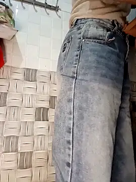 thuy-kieu online show from February 2026 08:40:02 PM