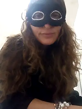 Snapshot of Giorgia13 chatting on November 2025 09:03:02 PM Giorgia13 online show from November 2025 09:03:02 PM