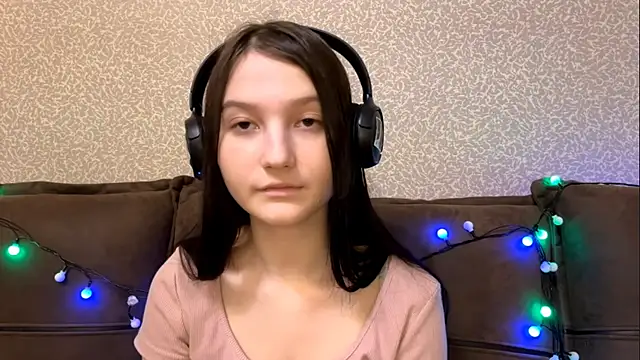 AurorAurora online show from December 2025 08:40:02 AM