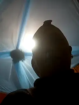 Socola205 online show from November 2025 04:01:02 AM