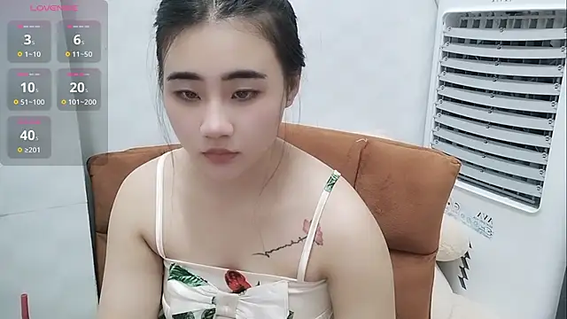 Snapshot of Yukijenni chatting on November 2025 03:05:02 PM Yukijenni online show from November 2025 03:05:02 PM