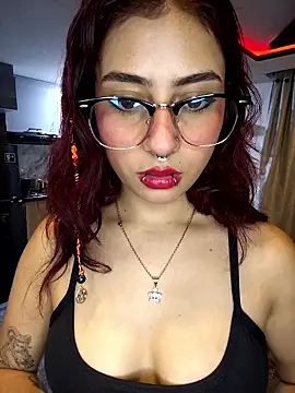 Sarah Lark- online show from January 2026 02:02:02 AM