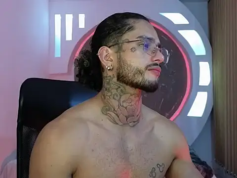 Alanrodgers online show from November 2025 03:08:02 AM