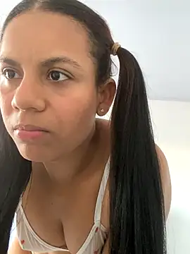 lineichun1708 online show from November 2025 09:09:02 PM