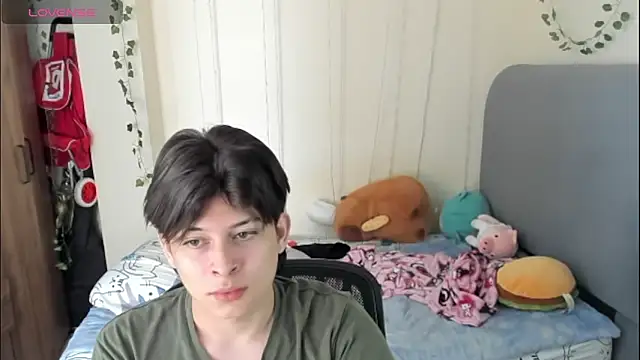 Felix kitty online show from February 2026 07:01:02 PM