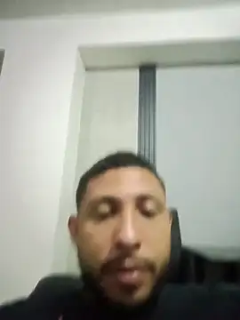 MAX Jhonnson online show from November 2025 05:07:01 AM