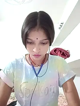 Snapshot of Mohnicute chatting on May 2026 06:15:02 PM Mohnicute online show from May 2026 06:15:02 PM