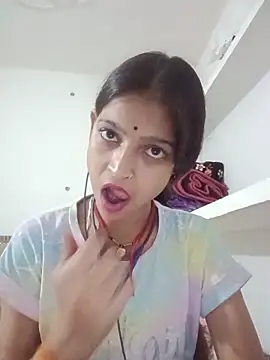 Snapshot of Mohnicute chatting on May 2026 07:42:02 PM Mohnicute online show from May 2026 07:42:02 PM