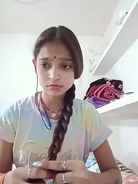 Snapshot of Mohnicute chatting on May 2026 10:43:01 AM Mohnicute online show from May 2026 10:43:01 AM