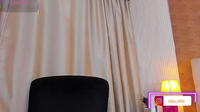 Snapshot of cleeo_nile chatting on January 2026 04:29:01 AM cleeo nile online show from January 2026 04:29:01 AM