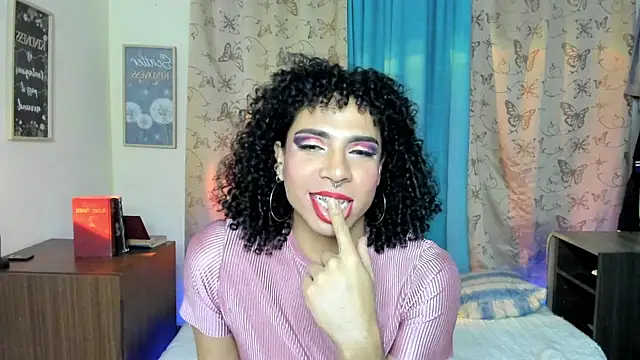 Angel White25 online show from December 2025 07:36:02 AM