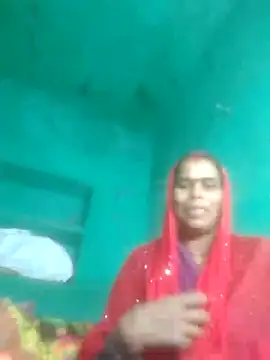 Neetujk online show from November 2025 03:01:02 PM