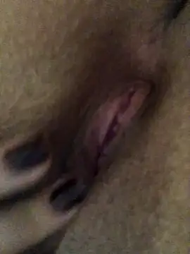 Snapshot of _-_-_-sthefany_-_-_- chatting on November 2025 05:23:01 PM - - -sthefany - - - online show from November 2025 05:23:01 PM