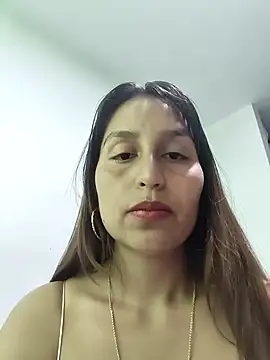 IsabellaaSwann online show from November 2025 12:15:02 PM