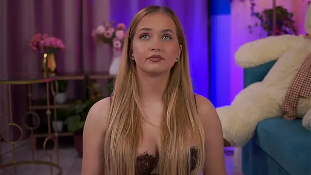 ElyssawetXX online show from January 2026 07:28:02 PM