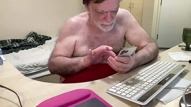 Snapshot of coach-karl chatting on April 2026 08:57:02 PM coach-karl online show from April 2026 08:57:02 PM