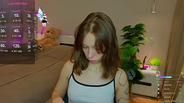 LilyPoetry  online show from December 2025 11:19:01 AM