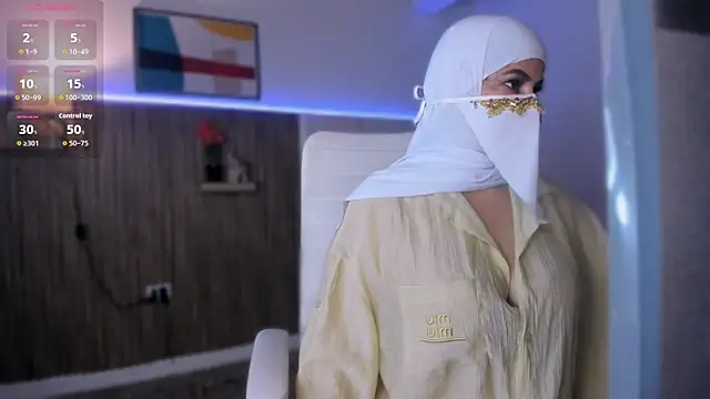 Hannaa Dolly online show from December 2025 03:12:03 AM