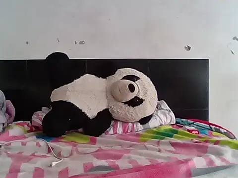 Snapshot of Manu_Hot_xxx_2001 chatting on December 2025 04:05:01 PM Manu Hot xxx 2001 online show from December 2025 04:05:01 PM