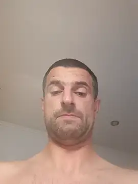 TwardyKierowca online show from November 2025 07:53:01 AM