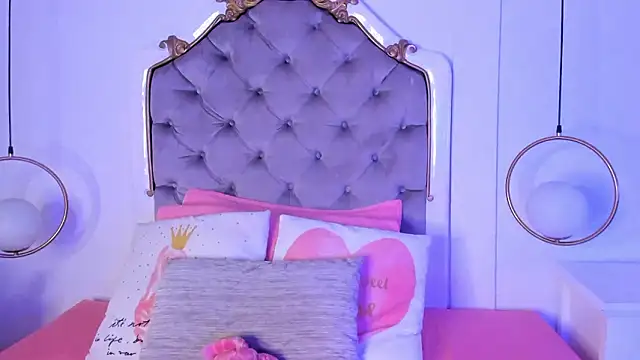 fallon grey online show from January 2026 07:51:02 PM