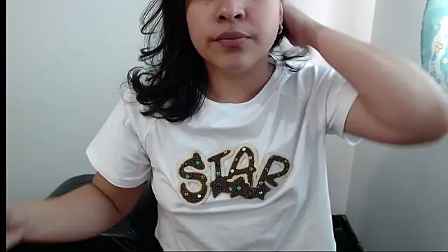 Snapshot of Little-rouse chatting on February 2026 05:07:02 PM Little-rouse online show from February 2026 05:07:02 PM