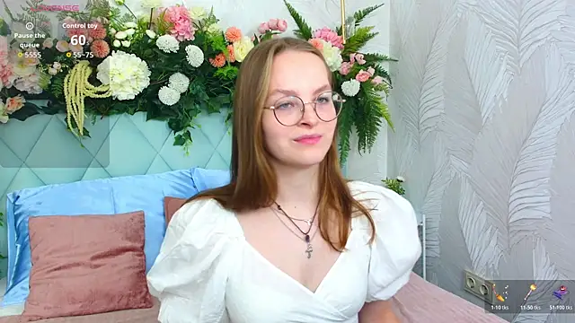 MadisonSmitt online show from November 2025 05:07:01 AM