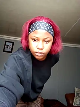 TianaXo online show from November 2025 09:47:02 AM