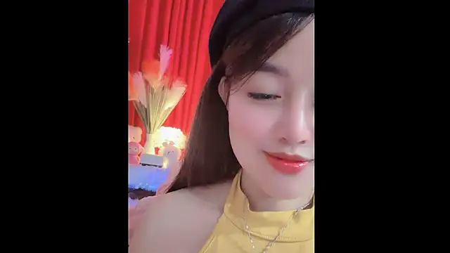 MiCandy-Lovee online show from December 2025 07:25:01 AM